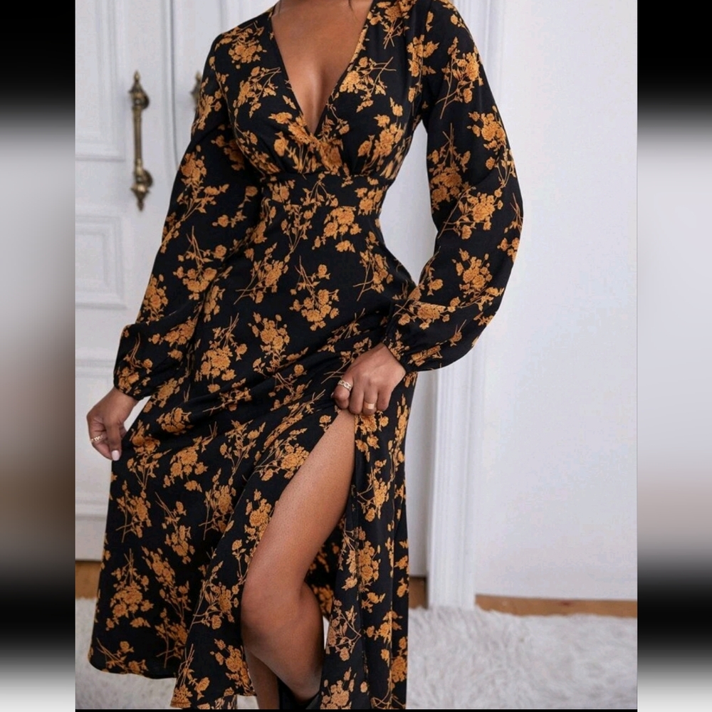 V-neck dress